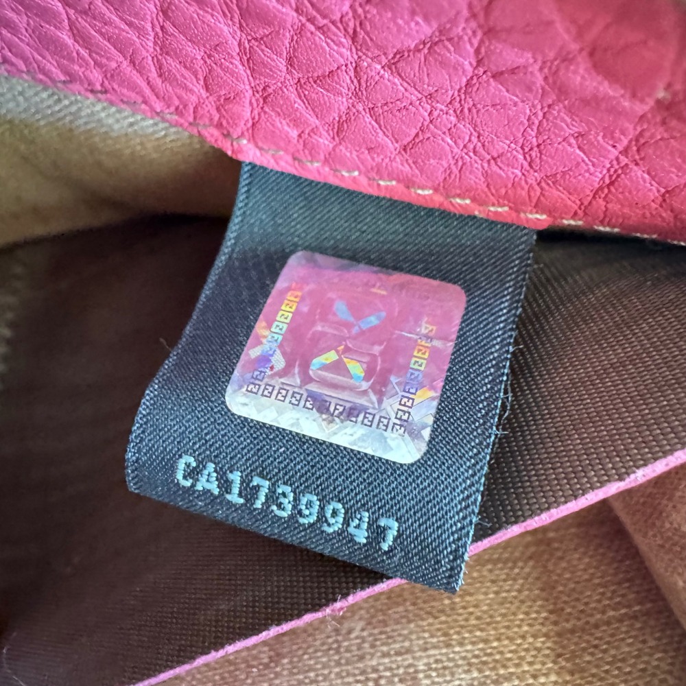 Fendi Selleria Roma Pink Pebbled Leather Zip Around Wallet Horse Logo CA1739947 - Picture 7 of 8